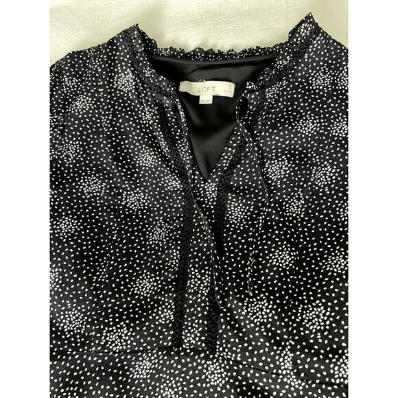 LOFT Women's Petit Mini Dress Long Sleeves Size 2P Black and White - Picture 4 of 11